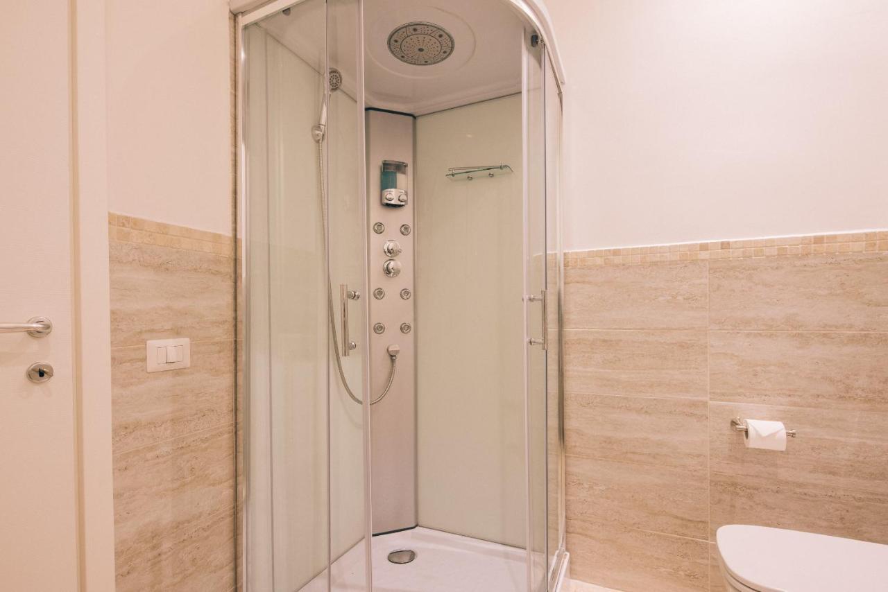 La Promenade Rooms & Suites Olbia Ngoại thất bức ảnh