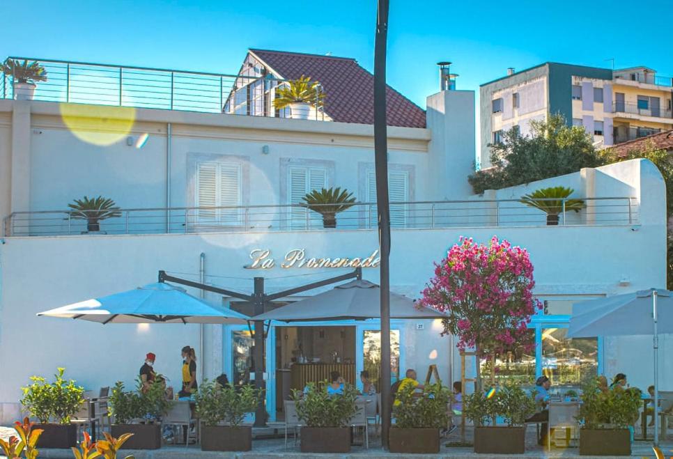 La Promenade Rooms & Suites Olbia Ngoại thất bức ảnh